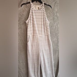 ePretty Small Stripe Sleeveless Halter Jumpsuit with Zipper Pockets Gray White‎